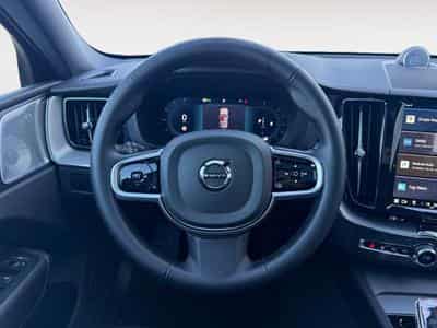 Volvo XC60 B5 Ultra Black Edition / Essence (2025) - Photo 12