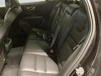 Volvo V60 B4 Plus Dark / Essence (2025) - Photo 13