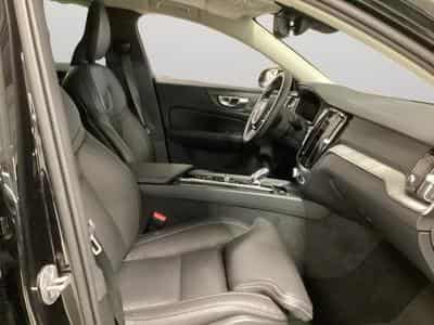 Volvo V60 B4 Plus Dark / Essence (2025) - Photo 15