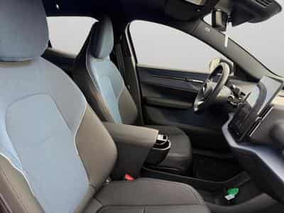 Volvo EX30 Single Motor Extended Range Plus (2024) - Foto 15