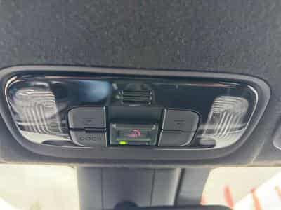 Toyota Yaris IV (2021) - Foto 10