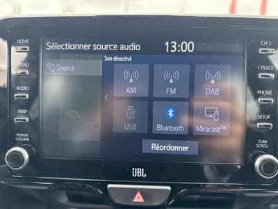 Toyota Yaris IV (2021) - Foto 9