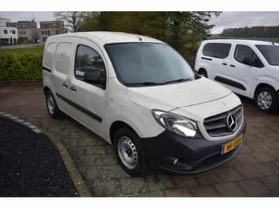 Mercedes Citan 1,5 CDI 90 Airco Etat neuf (2018) - Photo 3