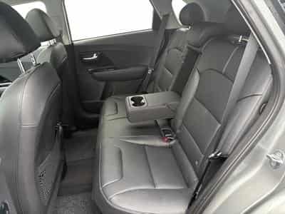 Kia Niro 1.6 GDi HEV PURE DCT (2022) - Photo 6