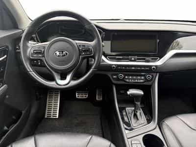 Kia Niro 1.6 GDi HEV PURE DCT (2022) - Photo 7