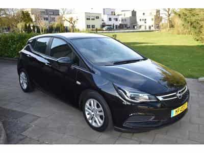 Opel Astra 1,6 CDTi 110 Ecotec Edition Business (2018) - Photo 3
