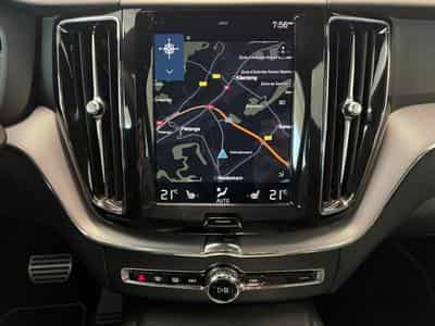 Volvo XC60 R-Design (2020) - Photo 10