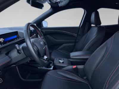 Ford Mustang Mach-E First Edition (2026) - Photo 4