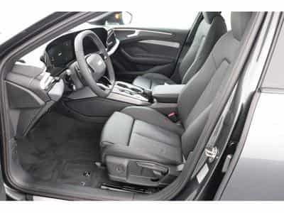 Audi A6 Audi A6 Avant TDI 204 S tronic 7 S line/19”/Leder/ (2025) - Photo 8