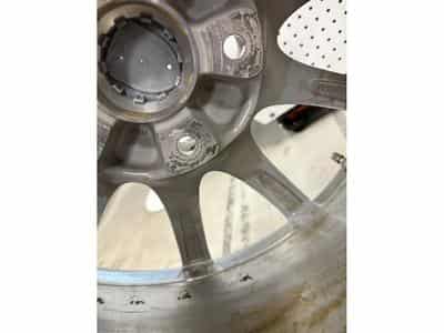 Jantes alu + Pneus h 20" 305/40 R20 112V (2026) - Photo 7