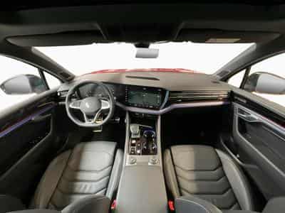 VW Touareg R-Line+DSG+4M+Black-Style+AHK+Pano (2025) - Photo 2