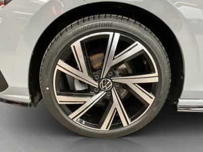 VW Golf R-Line+DSG+Black-Style+PANO (2024) - Foto 8