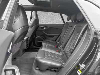 Audi RSQ8 4.0 TFSI/PANO/23//HUD/Matrix/Bang & Olufsen  *VOLL** (2023) - Foto 8