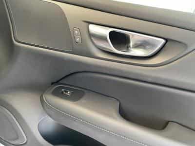 Volvo V60 B4 Core / Essence (2025) - Photo 11