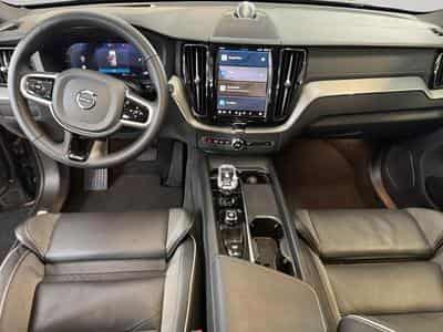 Volvo XC60 B5 Ultra Black Edition / Essence (2025) - Photo 3