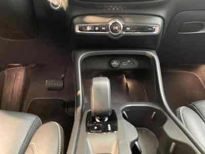 Volvo XC40 B3 Core / Essence (2024) - Photo 11