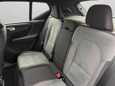 Volvo XC40 B3 Core / Essence (2023) - Photo 13