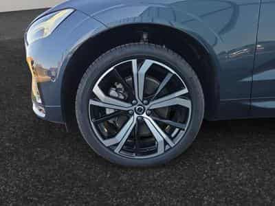 Volvo XC60 B5 Plus Dark/ Essence (2025) - Photo 14