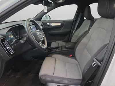 Volvo XC40 B3 Core /  Essence (2023) - Photo 10