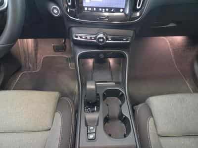 Volvo XC40 B3 Core /  Essence (2023) - Photo 11