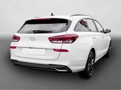 Hyundai i30 (2024) - Photo 2