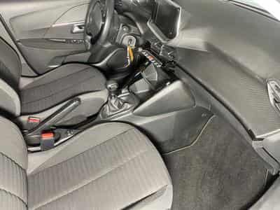 Peugeot 208 1.5 BLUEHDI 100 ACTIVE GPS CARPLAY (2021) - Photo 8