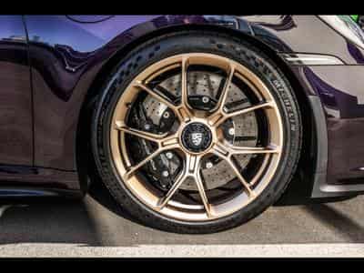 Porsche 911 (992.1) GT3 TOURING PDK – SONDERWUNSCH - VIOLA METALLIC PTS (2022) - Photo 10