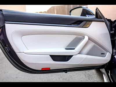 Porsche 911 (992.1) GT3 TOURING PDK – SONDERWUNSCH - VIOLA METALLIC PTS (2022) - Photo 11