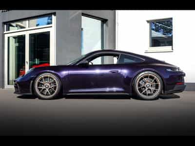 Porsche 911 (992.1) GT3 TOURING PDK – SONDERWUNSCH - VIOLA METALLIC PTS (2022) - Photo 2