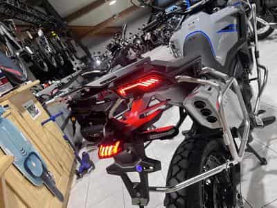 Zontes 703 F BLACK/GREY 21 (2026) - Foto 5