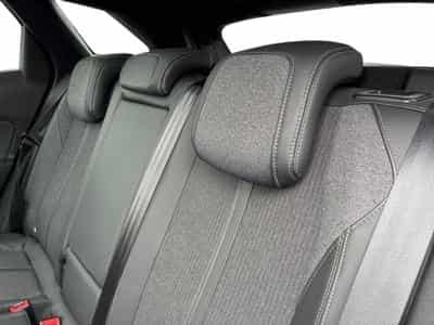 PEUGEOT 3008 HYBRID 225ch GT Line e-EAT8 10cv (2020) - Photo 3