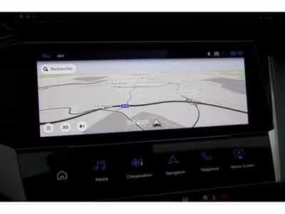 Peugeot 308 1.5 BlueHDi 130 EAT8 Allure ACC 360° Navi LED PDC (2024) - Photo 10