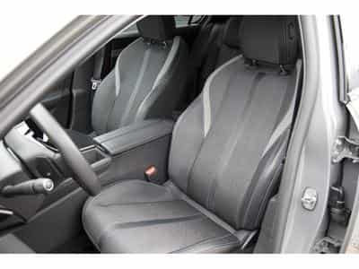 Peugeot 308 1.5 BlueHDi 130 EAT8 Allure ACC 360° Navi LED PDC (2024) - Photo 6