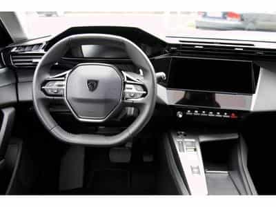 Peugeot 308 1.5 BlueHDi 130 EAT8 Allure ACC 360° Navi LED PDC (2024) - Photo 9