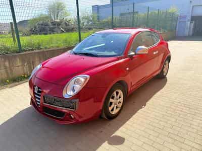 Alfa-Romeo Mito 1.4i Turismo clim (2012) - Photo 1