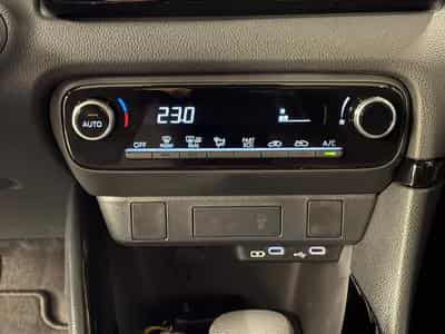 Toyota Yaris IV (2026) - Foto 15