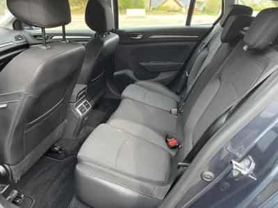 Renault Megane 1.5 Blue dCi Equilibre Automatique (2023) - Photo 11