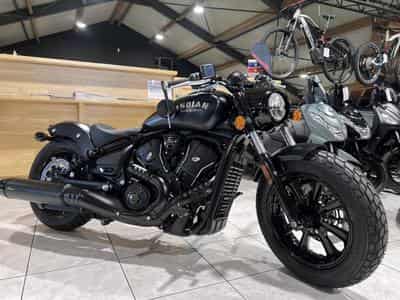 Indian Scout Bobber Ltd + Tech Black Smoke (2026) - Foto 7