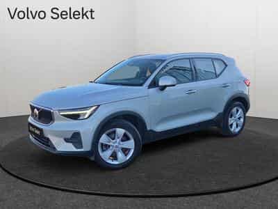 Volvo XC40 B3 Core / Essence (2023) - Foto 1