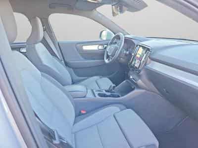 Volvo XC40 B3 Core / Essence (2023) - Foto 15