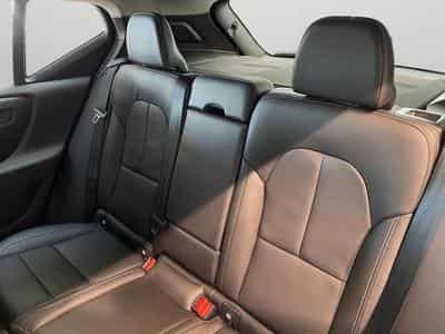 Volvo XC40 B3 Core / Essence (2025) - Foto 13