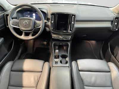 Volvo XC40 B3 Core / Essence (2025) - Foto 3