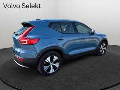 Volvo XC40 B3 Core / Essence (2025) - Foto 2