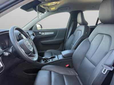 Volvo XC40 B3 Core / Essence (2025) - Foto 10