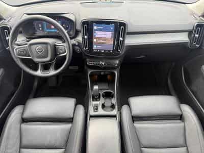 Volvo XC40 B3 Core / Essence (2025) - Foto 3