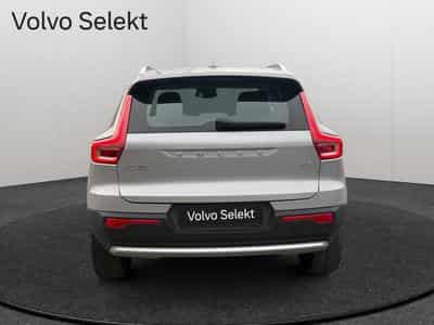 Volvo XC40 B3 Core / Essence (2025) - Foto 6