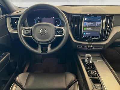 Volvo XC60 Plus Dark (2023) - Photo 13