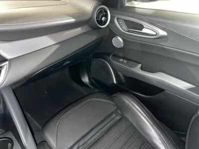 Alfa-Romeo Giulia 2.0 TB 280 Q4 Veloce AUTO (2026) - Foto 9