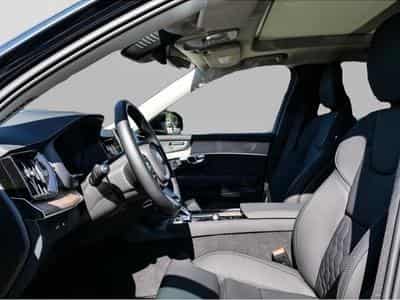 Volvo XC90 (2025) - Photo 3