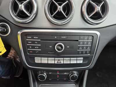 Mercedes CLA 200 D 7G-DCT COUPE AMG-LINE (2019) - Photo 15